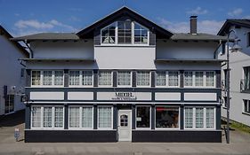 Pension Middel